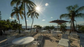 End Unit with ocean views and Juliet Balcony, condo